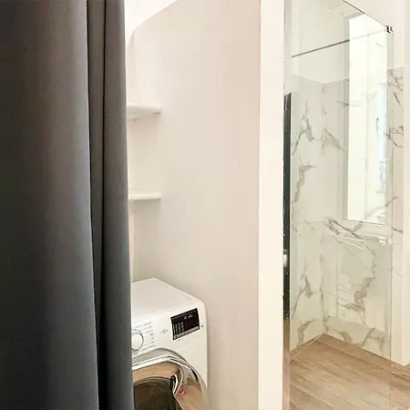 Romeasyoulike-esquilino N 86 *